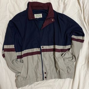 VINTAGE 90s WINDBREAKER